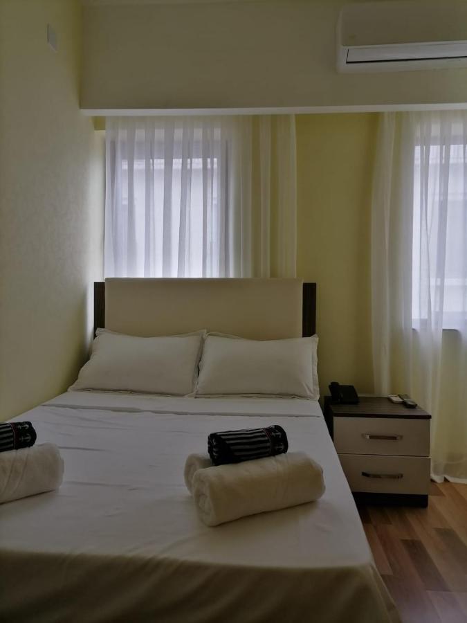 Connect Hotel Bar & Terrace Батуми Экстерьер фото